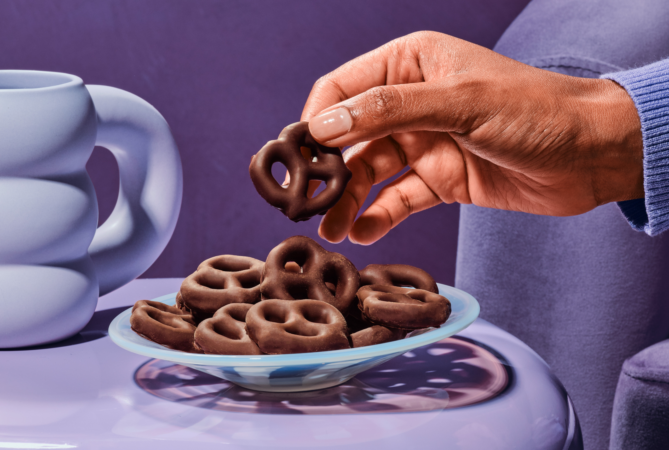 Dark Chocolate Covered Pretzels N8