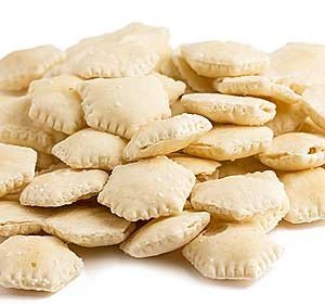 Large Oyster Soup Crackers L6