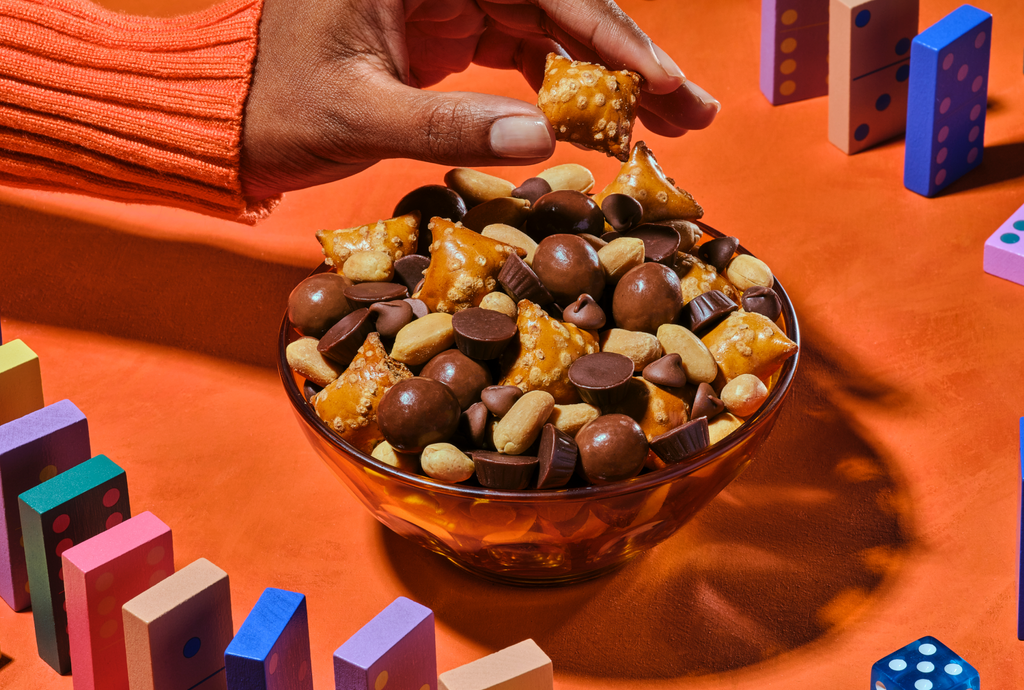 Peanut Butter & Chocolate Munch Mix G3