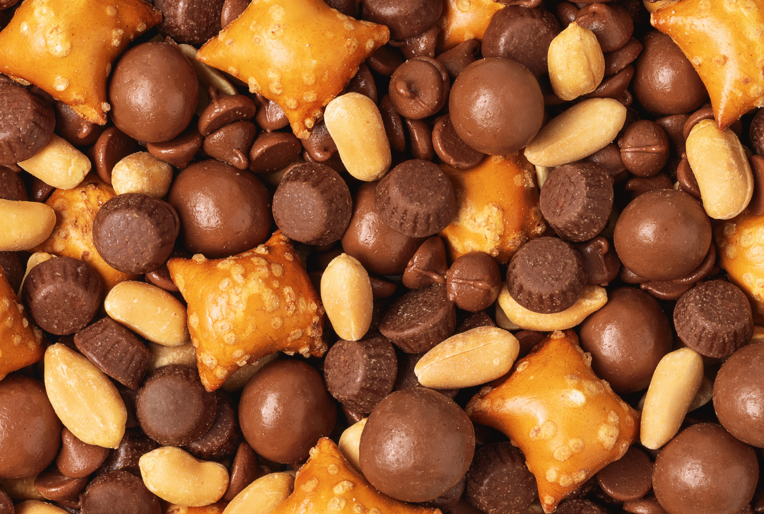 Peanut Butter & Chocolate Munch Mix G3