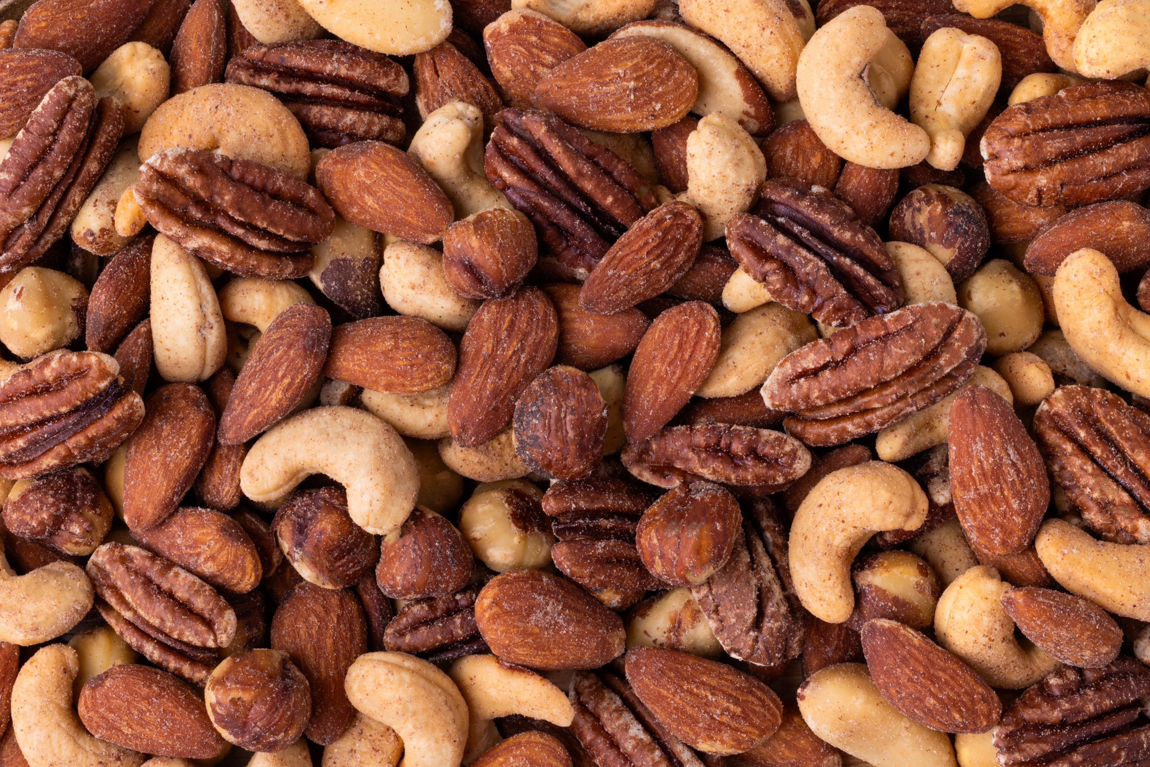 Roasted Mixed Nuts (50% Less Salt) M0